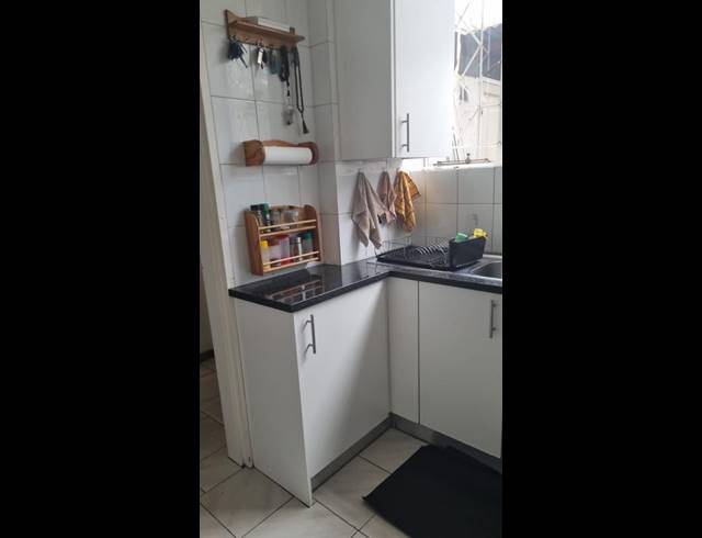 2 BEDROOM APARTMENT FOR SALE IN LINDEN